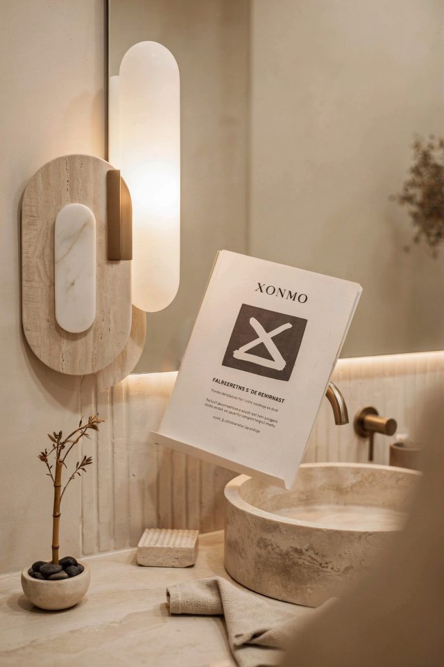 Half Bath Wall Lamp | Tetbury with Alabaster and Marble for Small Bathroom Lighting